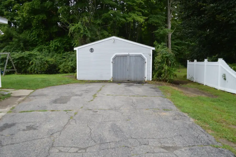 444 Putnam Hill Rd, Sutton, MA 01590 - #2