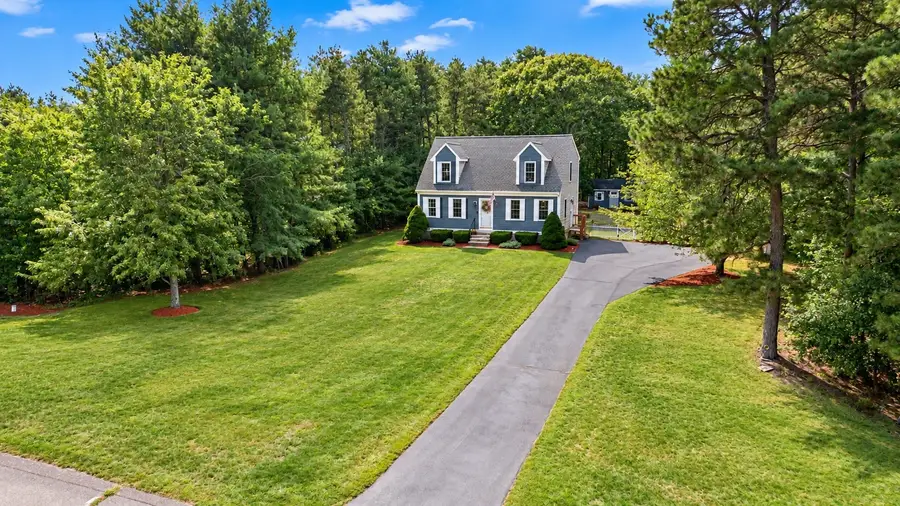53 Myles Standish Dr, Carver, MA 02330 - #3