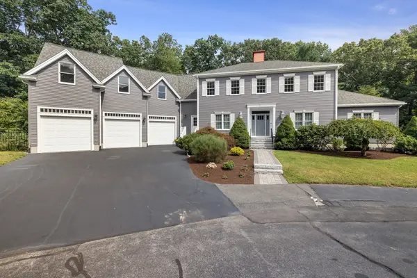 4 Pierce Way, Easton, MA 02356