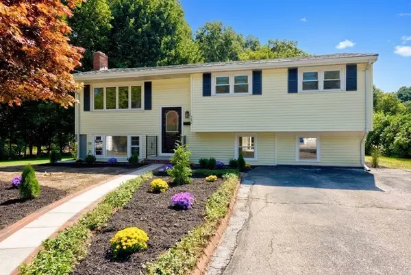 103 Columbus Ave, Stoughton, MA 02072