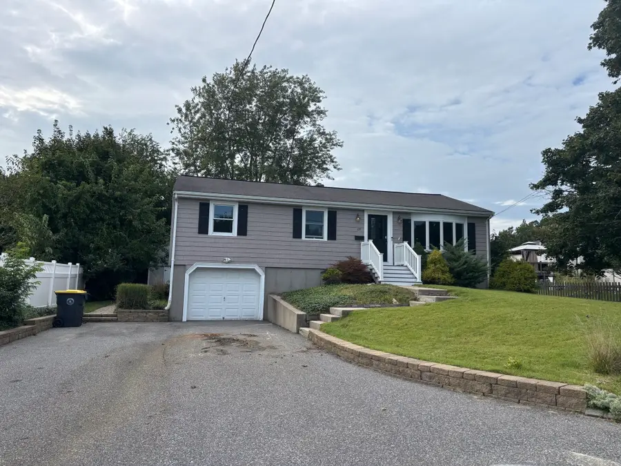 109 Homer Dr, Somerset, MA 02726 - #2