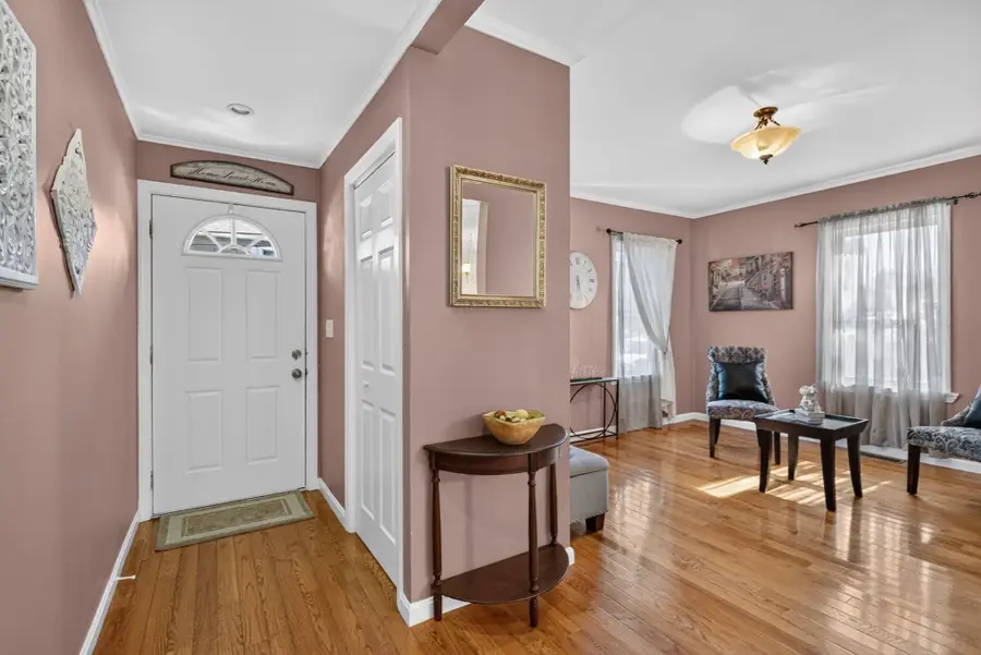 22 Cleveland St #22, North Andover, MA 01845 - #3