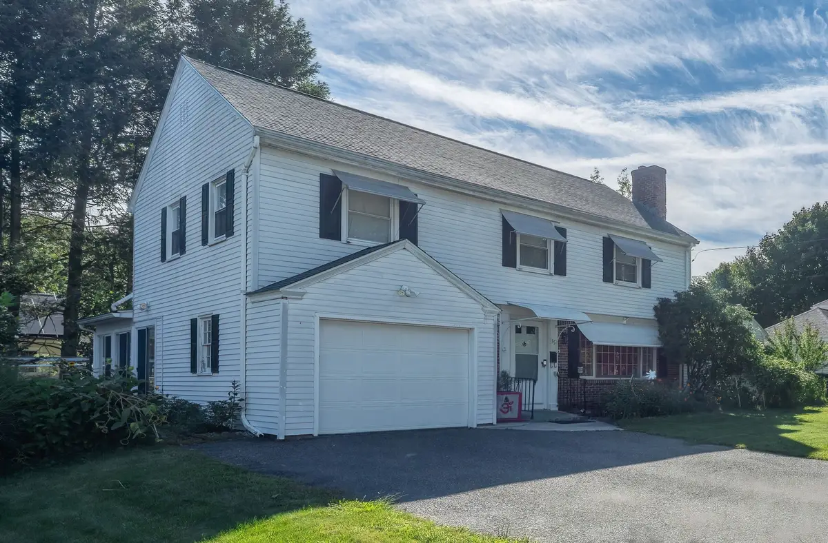 135 Emerson St, Springfield, MA 01118 - #1