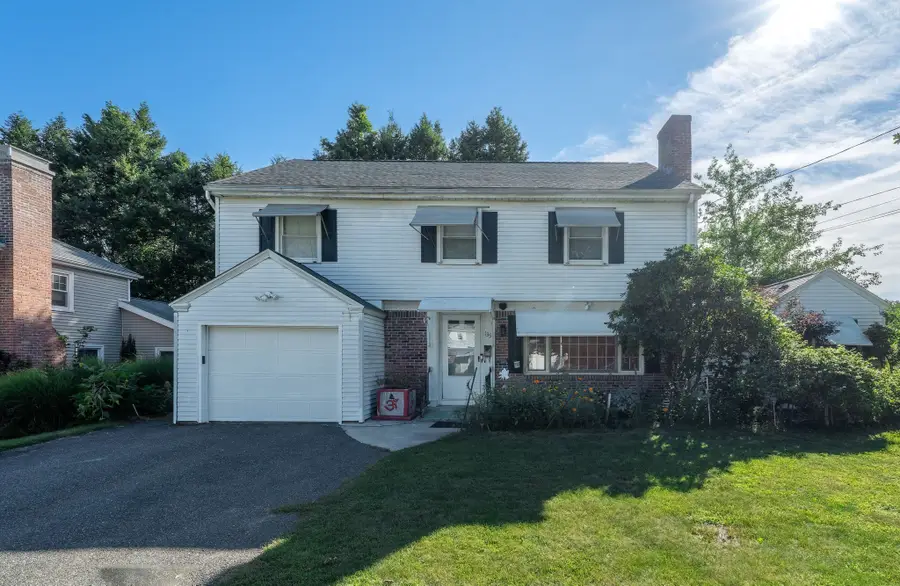 135 Emerson St, Springfield, MA 01118 - #3