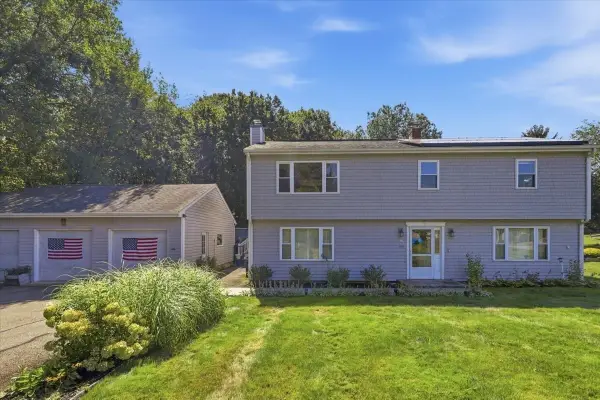 770 Old Warren Rd, Swansea, MA 02777