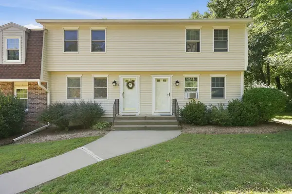 266 Grove St #2, Northampton, MA 01060