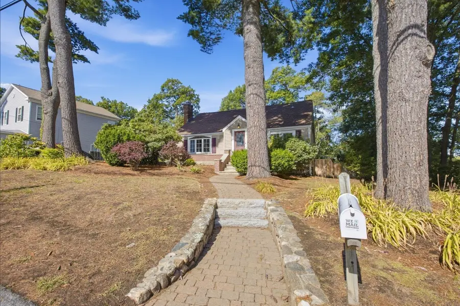 1 Great Pines Ave, Burlington, MA 01803 - #2