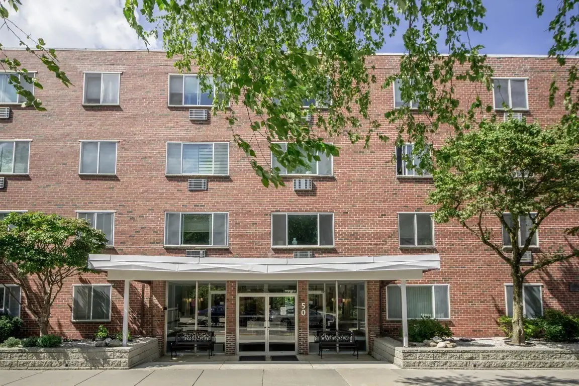 50 Green St #207, Brookline, MA 02446 - #1