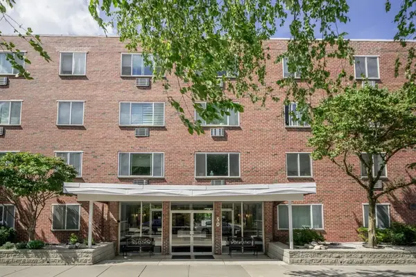 50 Green St #207, Brookline, MA 02446