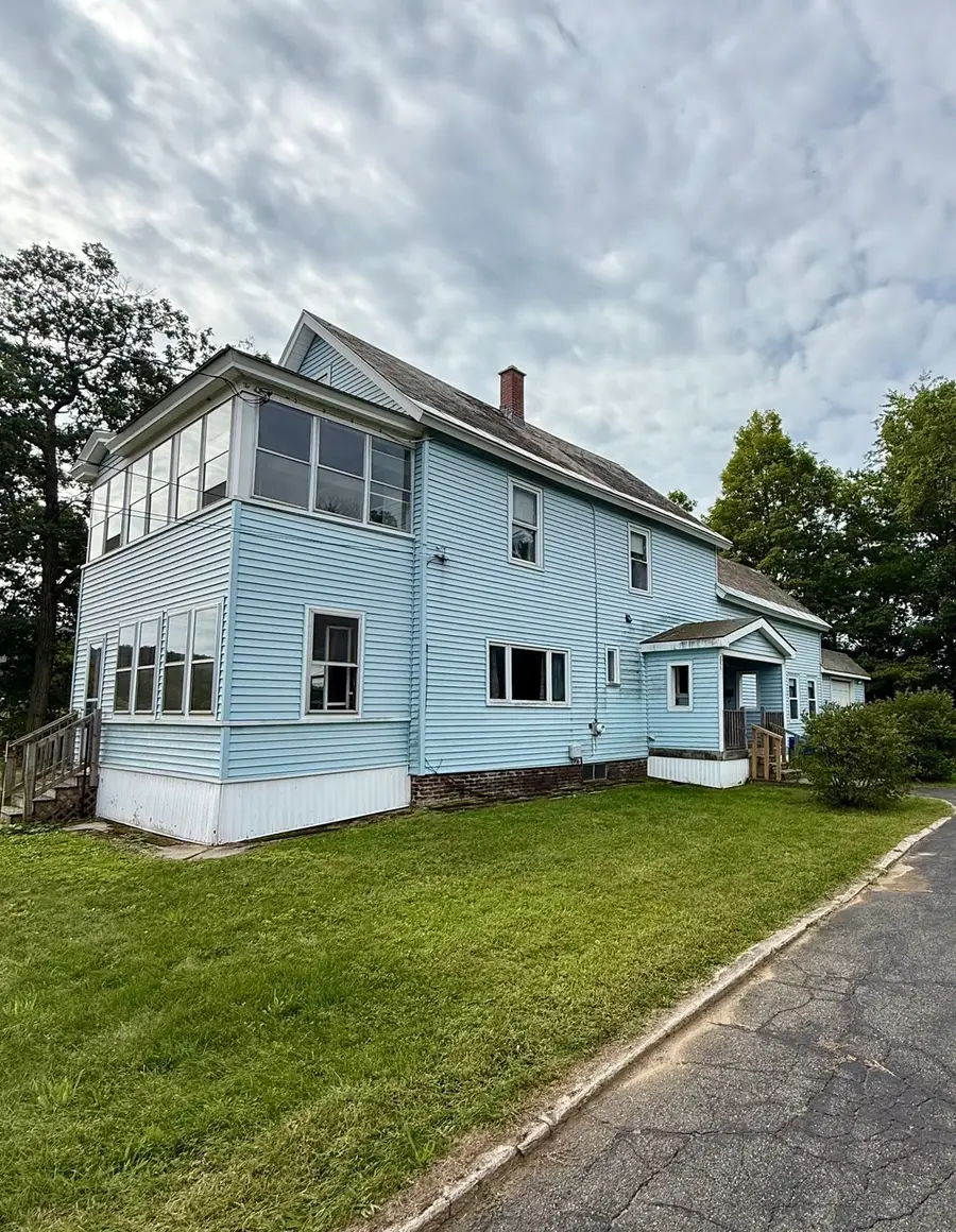 2 Gunn St, Erving, MA 01344 - #2