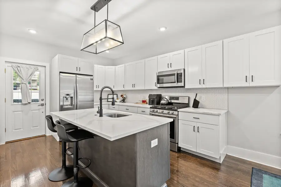 145 Whitfield St #1, Boston, MA 02124 - #2