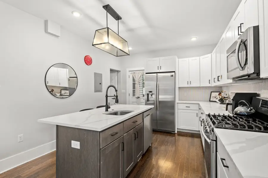 145 Whitfield St #1, Boston, MA 02124 - #3