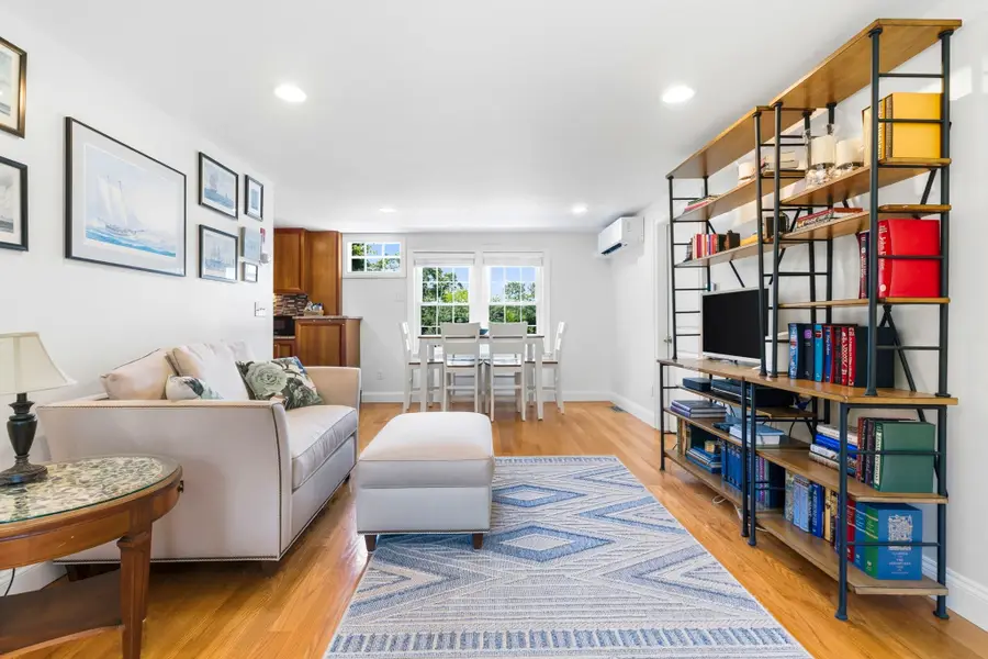 6r Fairview Ave, Swampscott, MA 01907 - #2