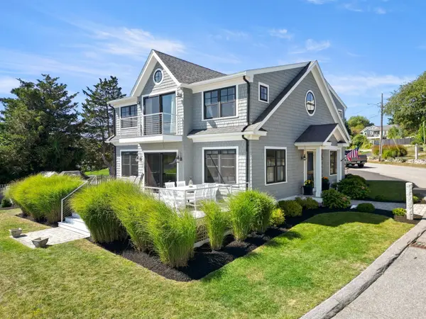 12 Capeview Road, Ipswich, MA 01938