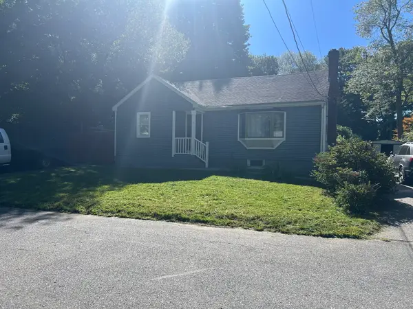 3 Macintosh Ln, Ashland, MA 01721