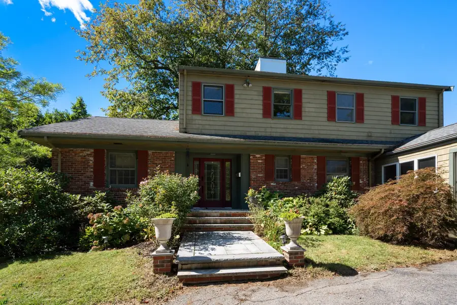 631 Blue Hill Ave, Milton, MA 02186 - #2