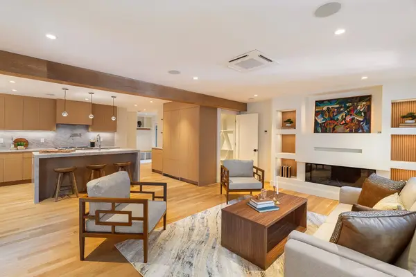 9B Mt. Auburn Street #B, Cambridge, MA 02138