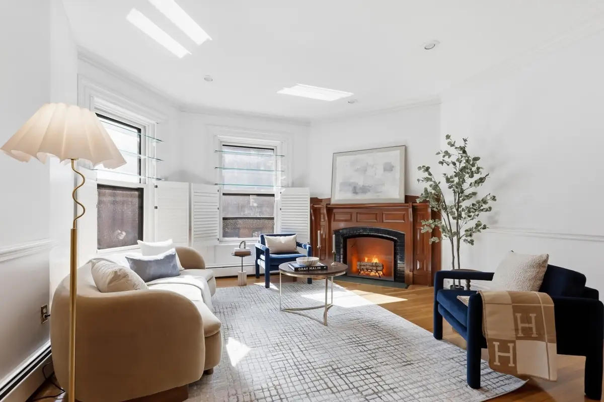 258 Marlborough St #2R, Boston, MA 02116 - #1