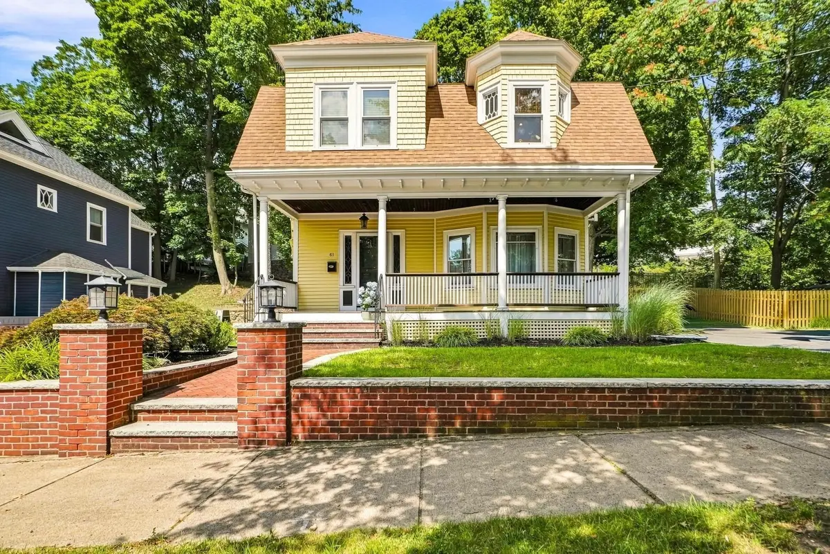 61 Lowell St, Reading, MA 01867 - #1