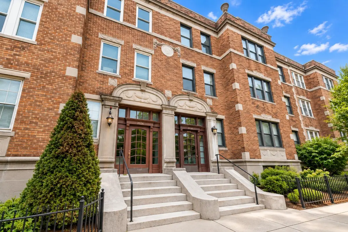 2021 Commonwealth Ave #B, Boston, MA 02135 - #1