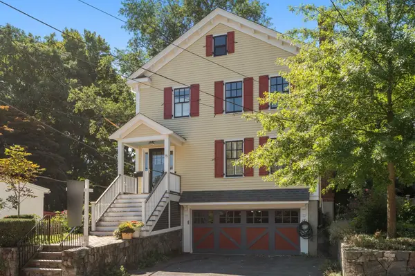 75 Seaverns Ave, Boston, MA 02130