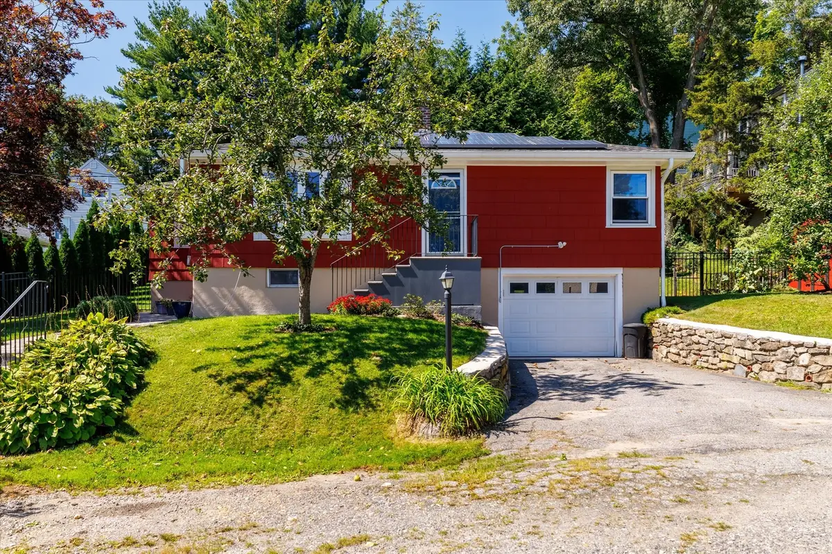 34 Evelyn St, Worcester, MA 01607 - #1