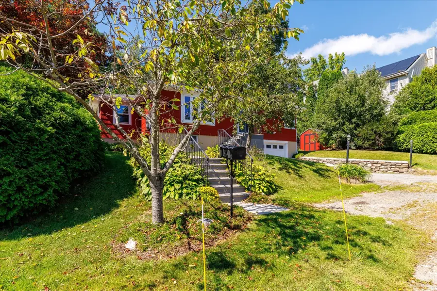 34 Evelyn St, Worcester, MA 01607 - #3