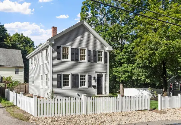 102 Park Street, North Reading, MA 01864