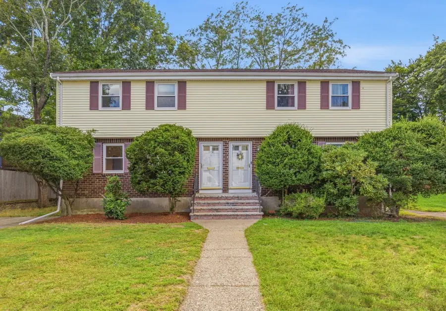 118-120 Edinboro St #118, Newton, MA 02460 - #2