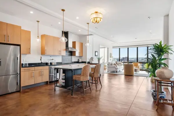 36 A St #5-D, Boston, MA 02127