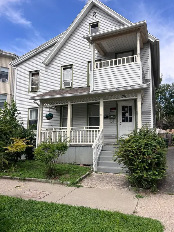 56 Montmorenci St., Springfield, MA 01107