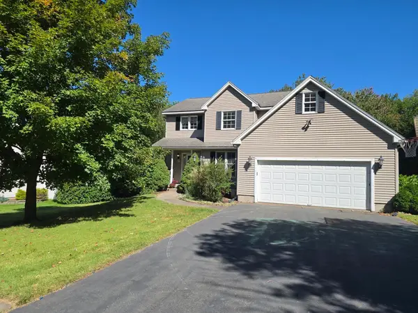 3 Rita Mary Way, Westfield, MA 01085
