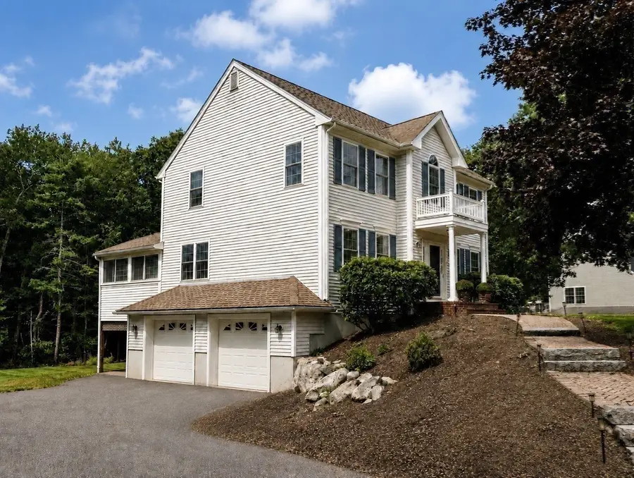 38 Parris Farm Rd, East Bridgewater, MA 02333 - #2