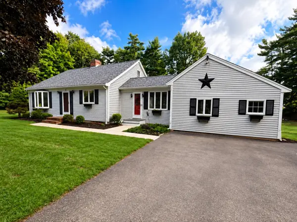 6 Crocker St, Middleboro, MA 02346