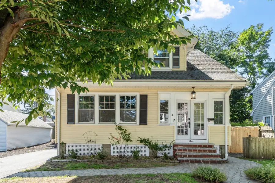 4 Stone Avenue, Stoneham, MA 02180 - #2