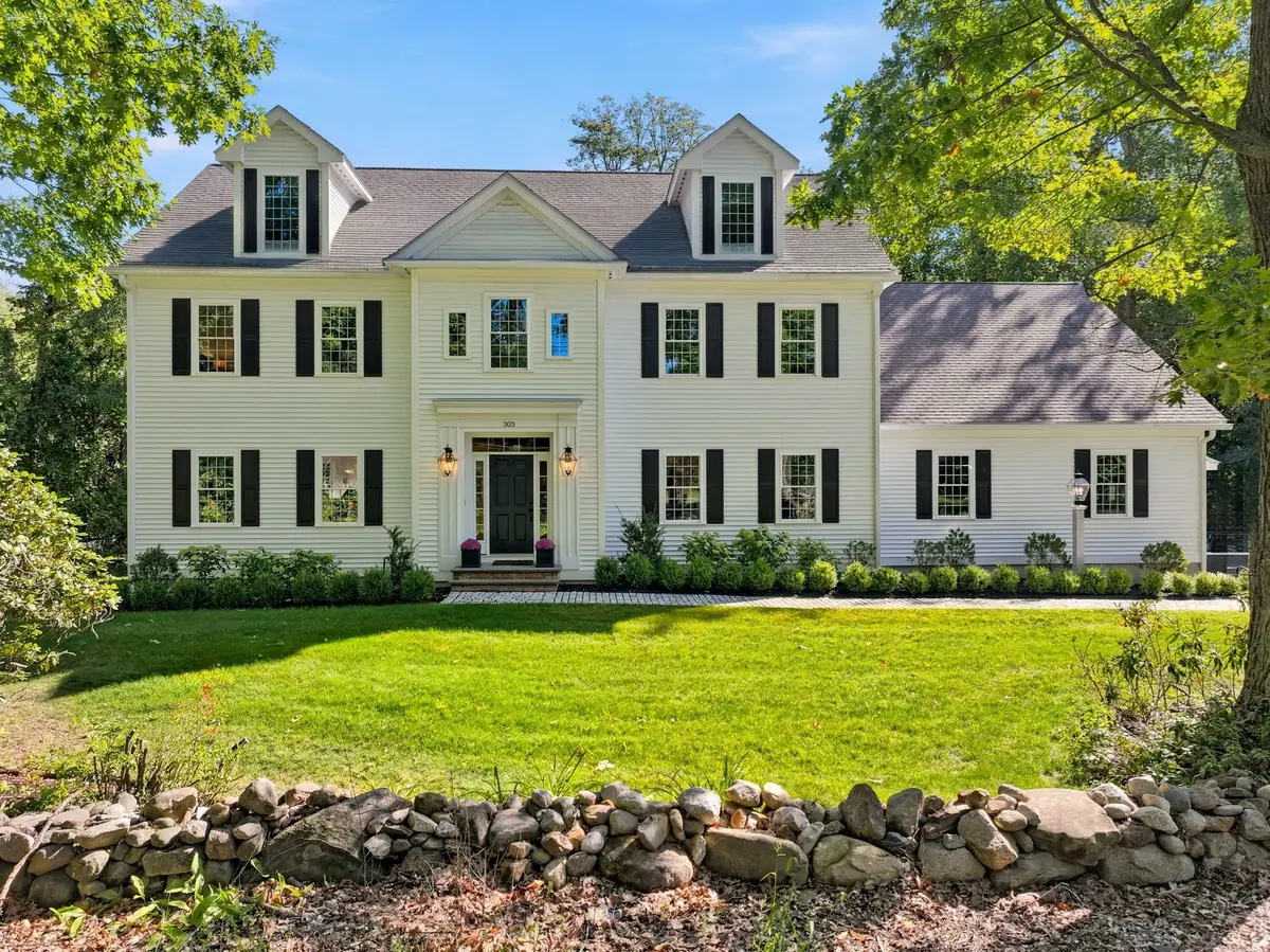 303 Chestnut St, North Andover, MA 01845 - #1
