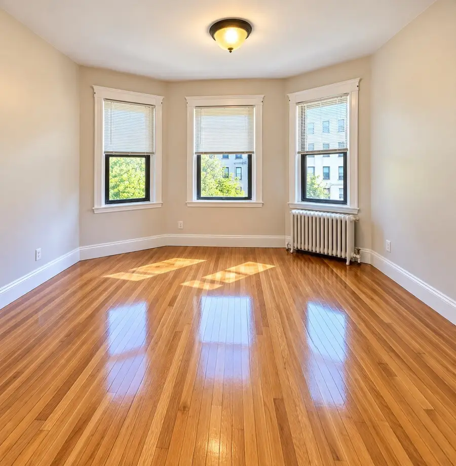 1560 Commonwealth Ave #4, Boston, MA 02135 - #2