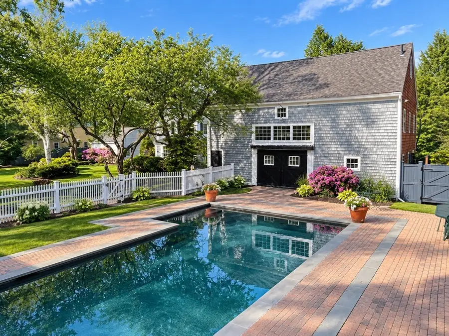 58 Osgood St, North Andover, MA 01845 - #3
