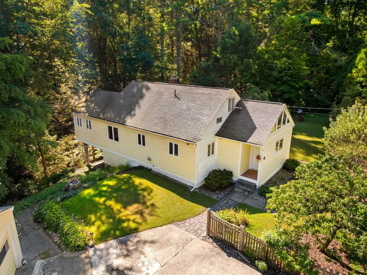 64 Lakeside Dr, Groton, MA 01450 - #1