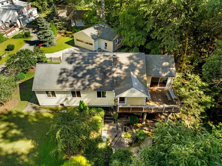 64 Lakeside Dr, Groton, MA 01450 - #2
