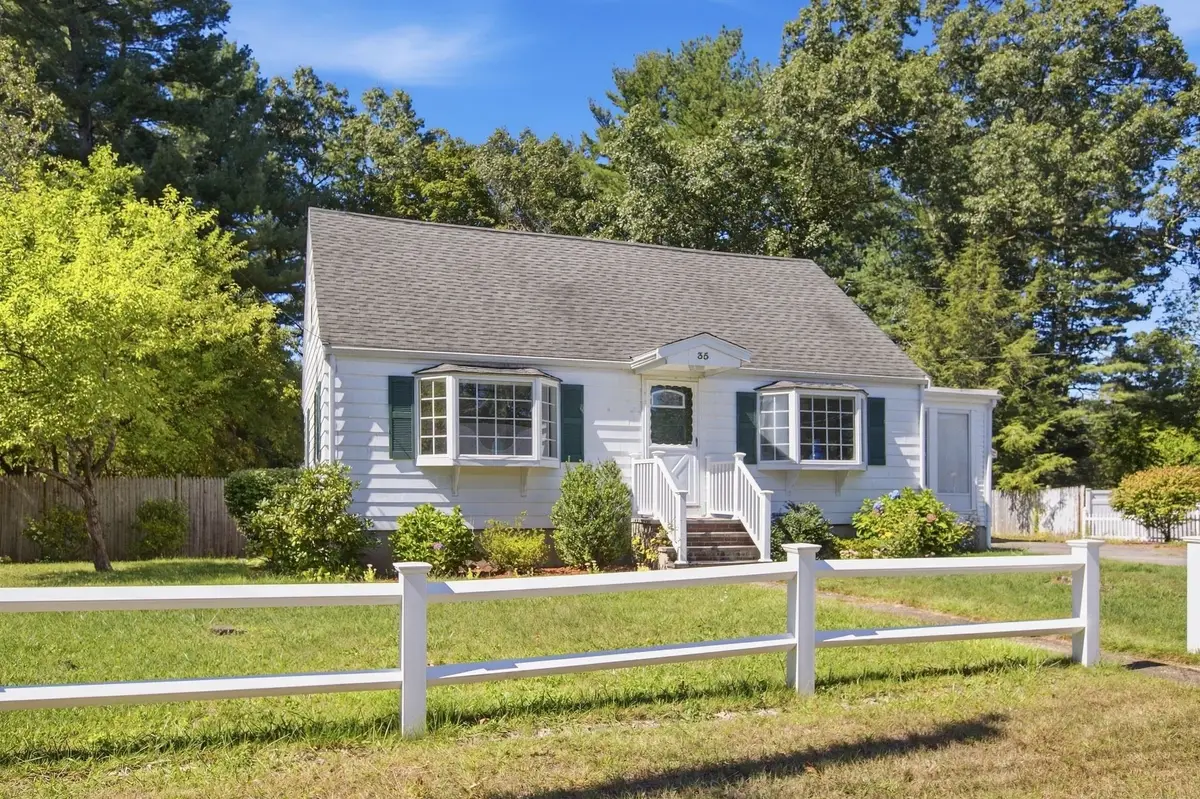 35 Marie St, Tewksbury, MA 01876 - #1