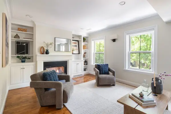 7 Ringgold St #2, Boston, MA 02118