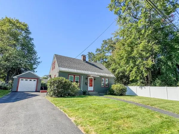 82 Smith Street, Greenfield, MA 01301