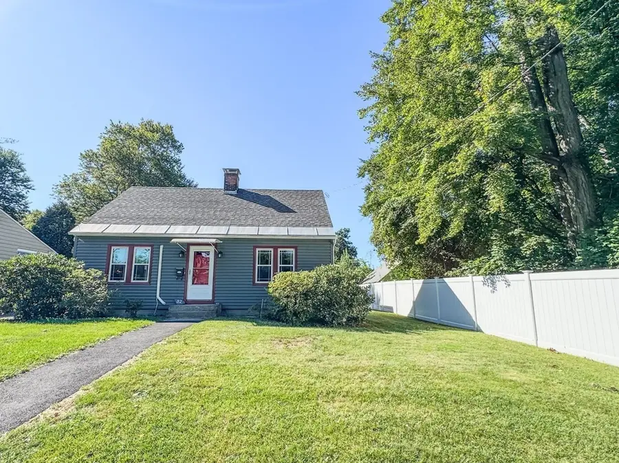 82 Smith Street, Greenfield, MA 01301 - #2