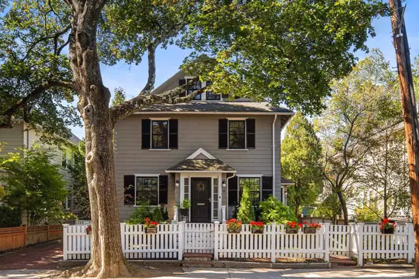 86-88 Grozier Rd, Cambridge, MA 02138