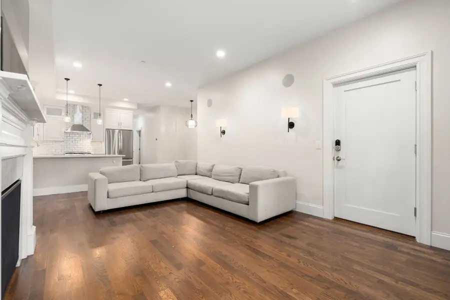 25 Mercer St #1, Boston, MA 02127 - #3