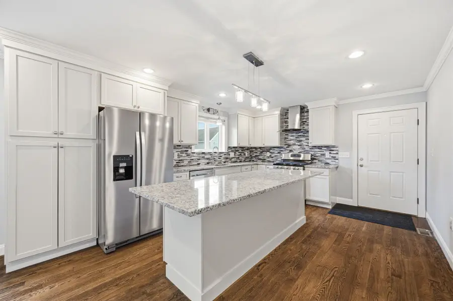 305 Lynn St, Malden, MA 02148 - #3
