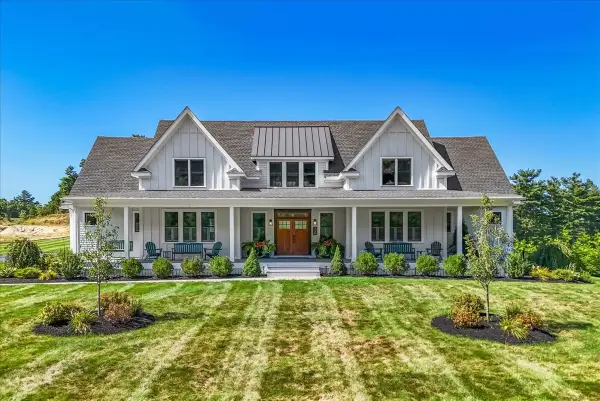 330 Country Club Way, Kingston, MA 02364