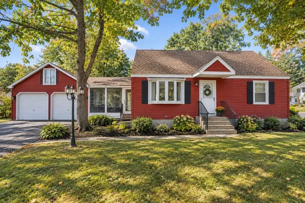 19 Capitol St, Methuen, MA 01844