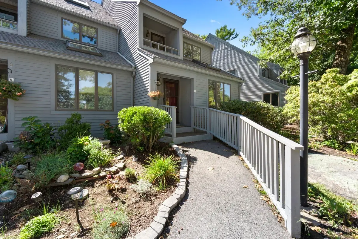 612 Essex Ave #5, Gloucester, MA 01930 - #1
